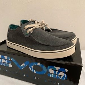 Evos  Kangaroo Low Chukka Loafers